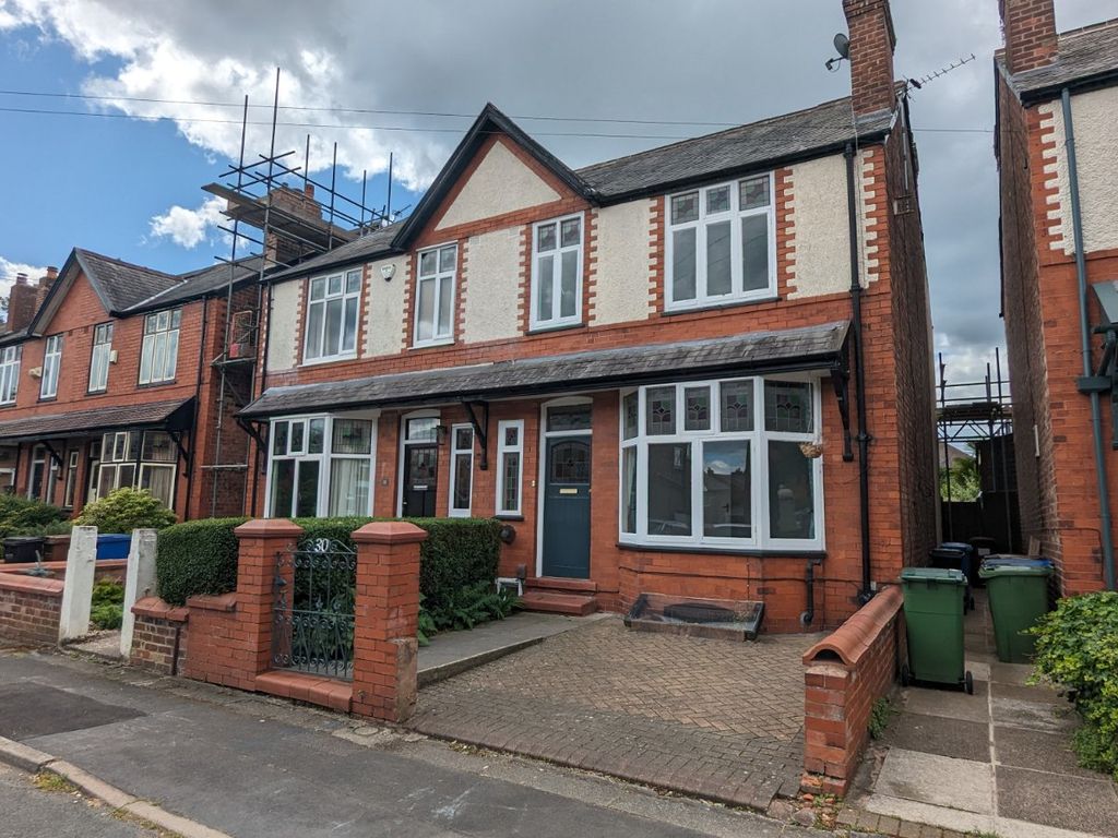 3 bed semidetached house to rent in Belgrave Crescent, Stockport