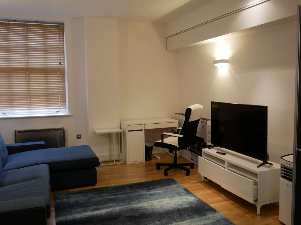 1 bed terraced house to rent in Apartment, 1535 The Melting Point, 7