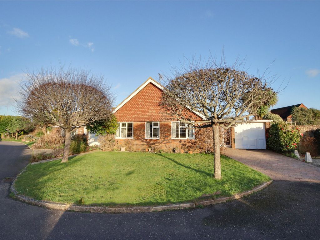 3 bed bungalow for sale in Chalet Gardens, Ferring, Worthing, West
