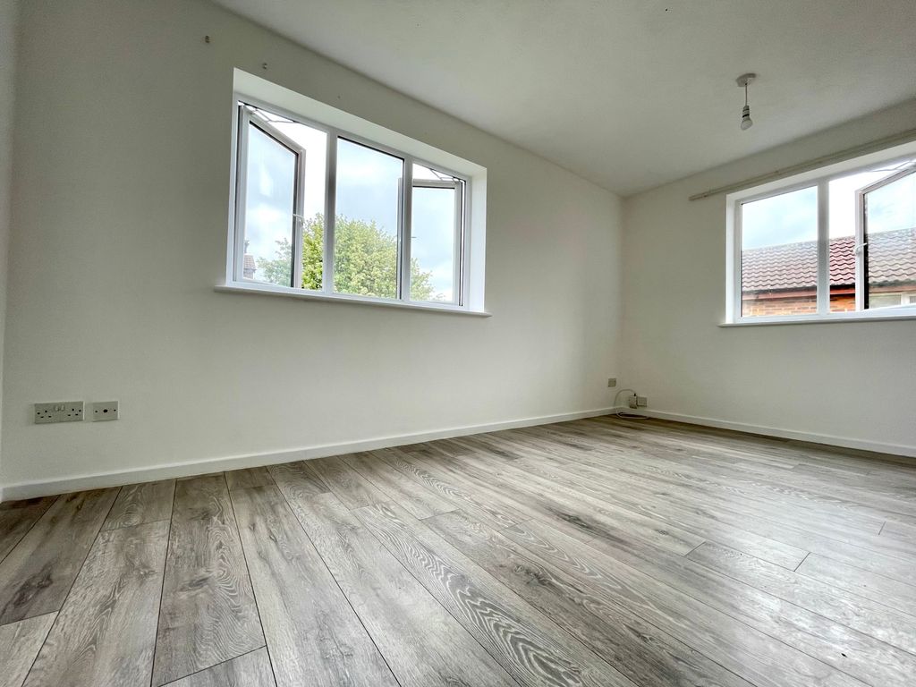 2 bed flat to rent in Speedwell Close, Cherry Hinton, Cambridge CB1 Zoopla