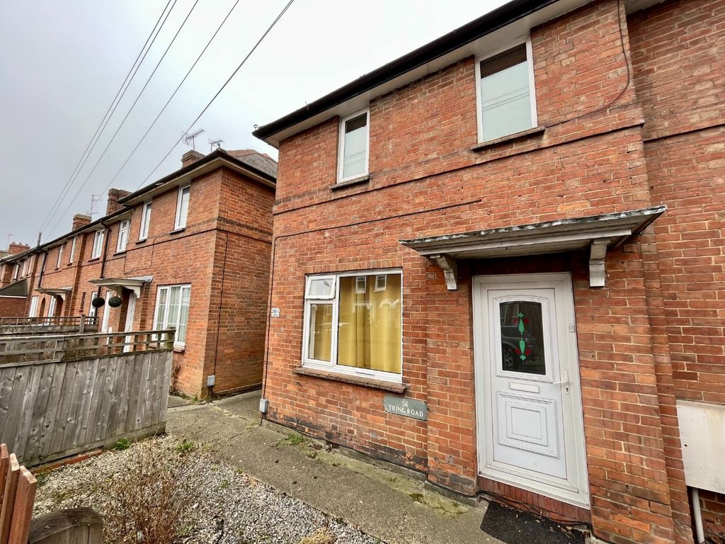 1 bed for sale in Tring Road, Aylesbury, Buckinghamshire