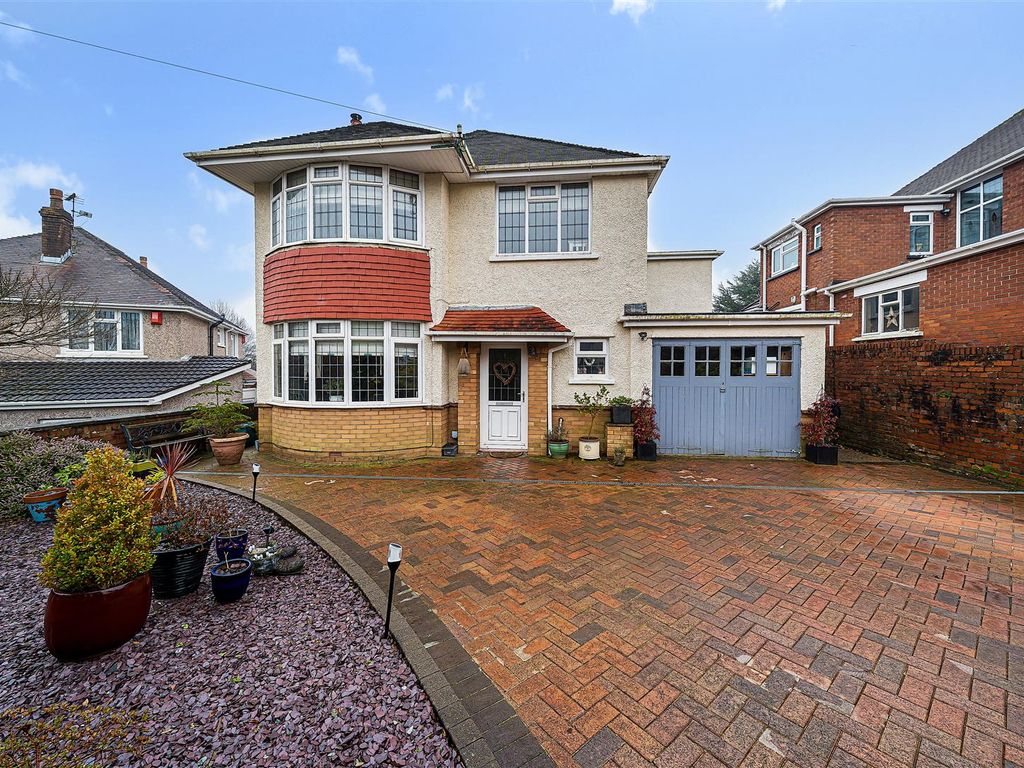 4 bed detached house for sale in RhydYDefaid Drive, Sketty, Swansea