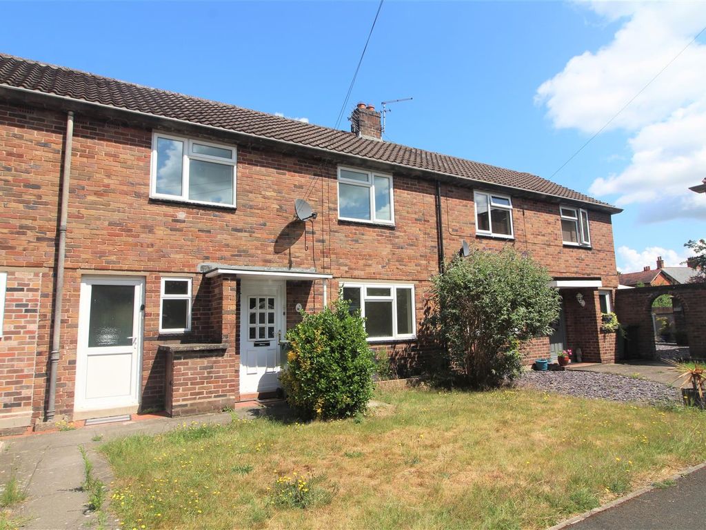 3 bed terraced house to rent in Queensway, Wem, Shrewsbury SY4, £800