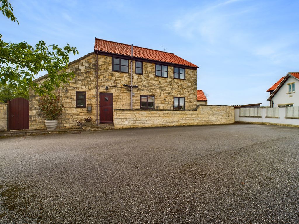 4 bed detached house for sale in Lindrick Road, Woodsetts, Worksop S81