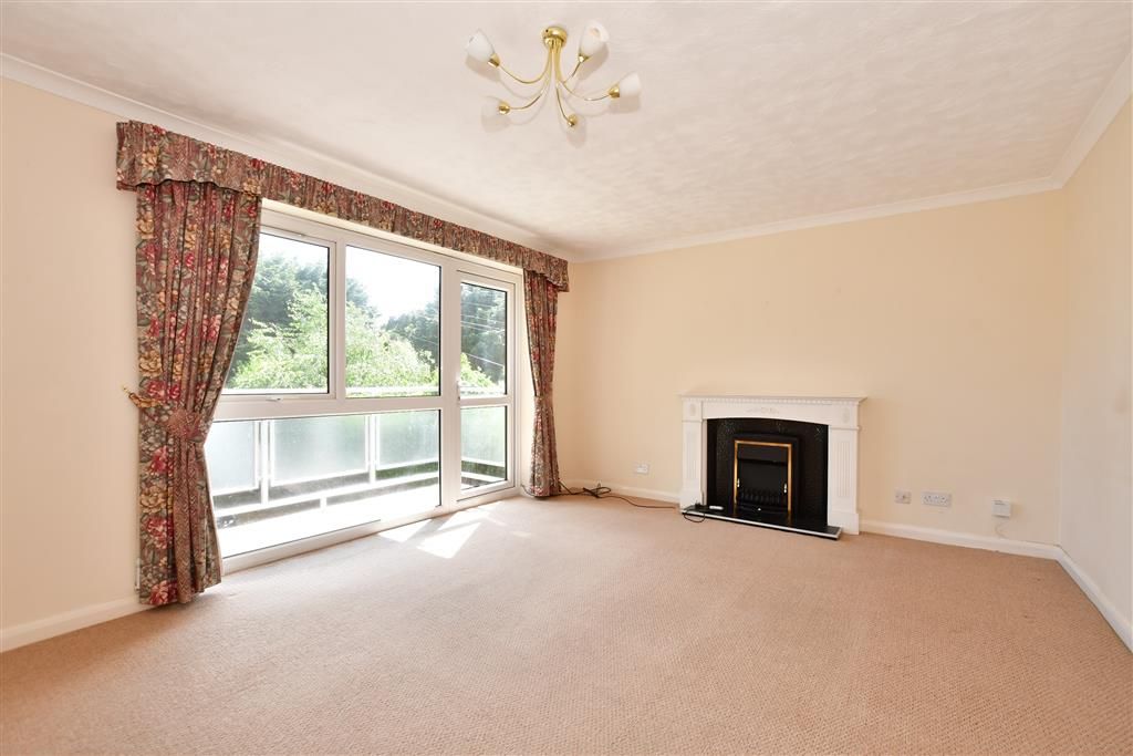 2 bed flat for sale in wellington road, deal, kent ct14