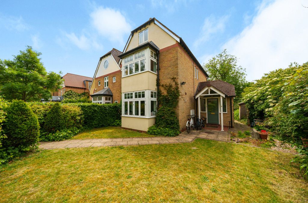 4 bed detached house for sale in Phoebe Court, Bainton Road, Oxford OX2