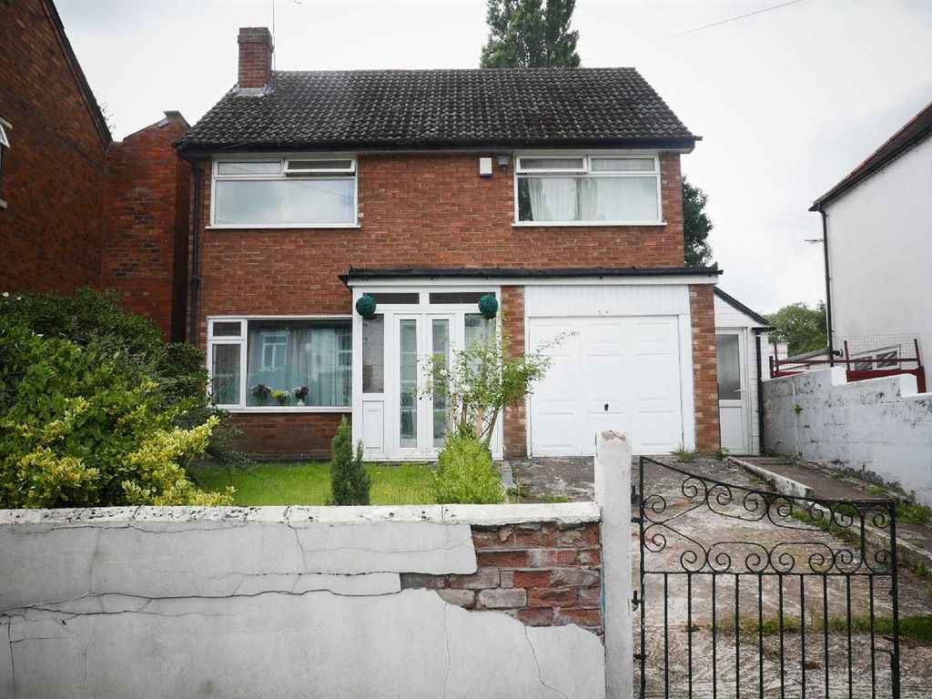 3 bed detached house to rent in Hordern Road, Wolverhampton WV6, £900