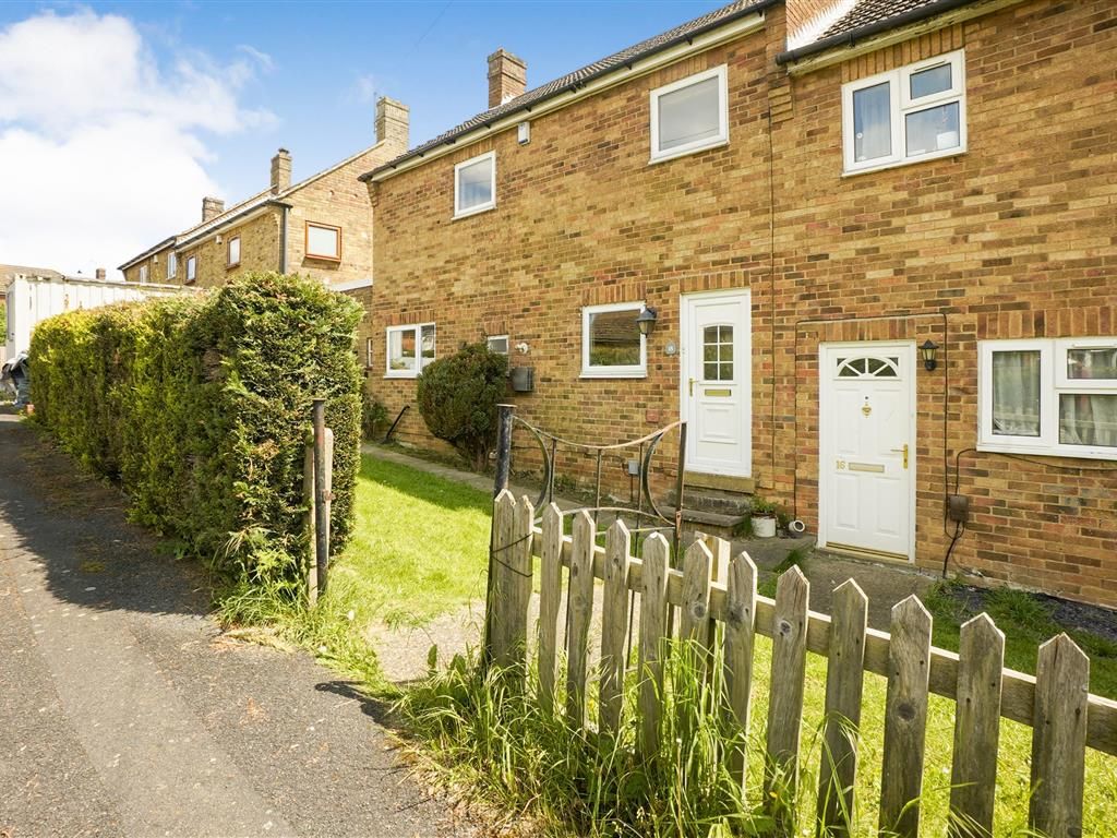 3 bed semidetached house for sale in Edinburgh Close, Rothwell