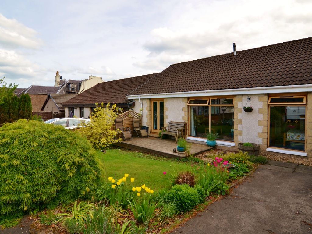 3 bed semidetached bungalow for sale in 11 The Grove, Auchterarder PH3