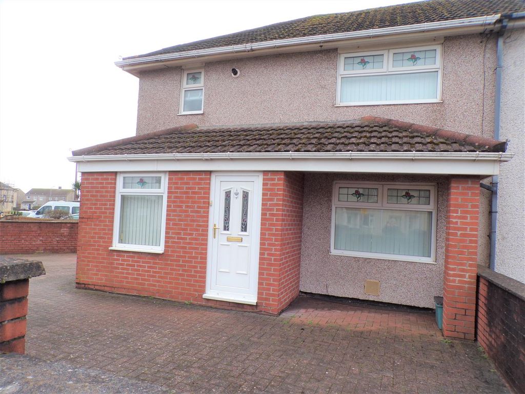 3 bed semidetached house for sale in Southdown Road, Sandfields, Port