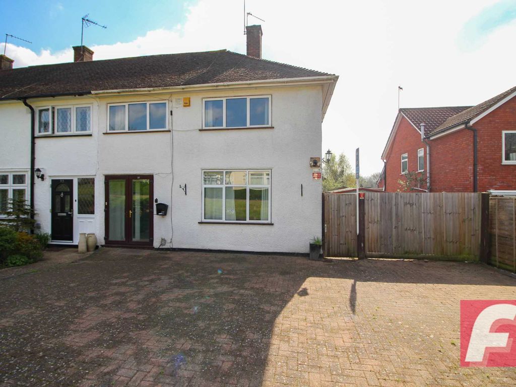 3 bed end terrace house for sale in Muirfield Road, South Oxhey WD19