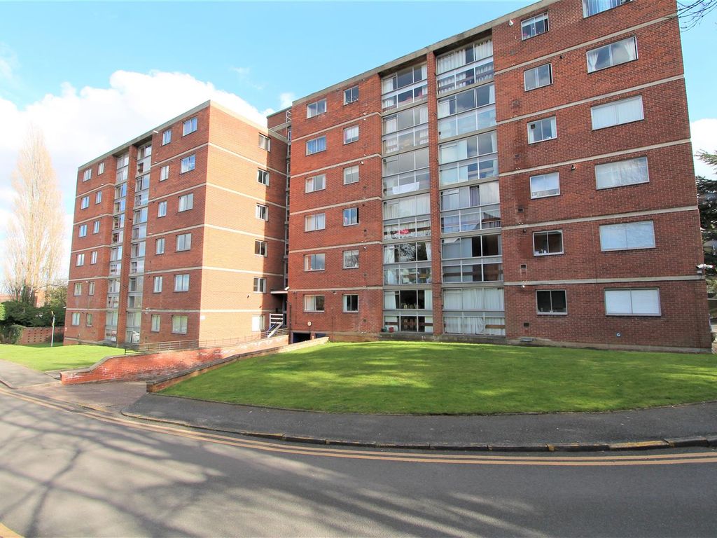 2 bed flat to rent in Stoughton Rd, Stoneygate, Leicester LE2, £795 pcm