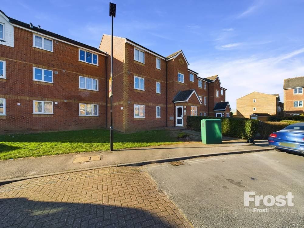 2 bed flat for sale in Redford Close, Feltham TW13, £279,950 Zoopla