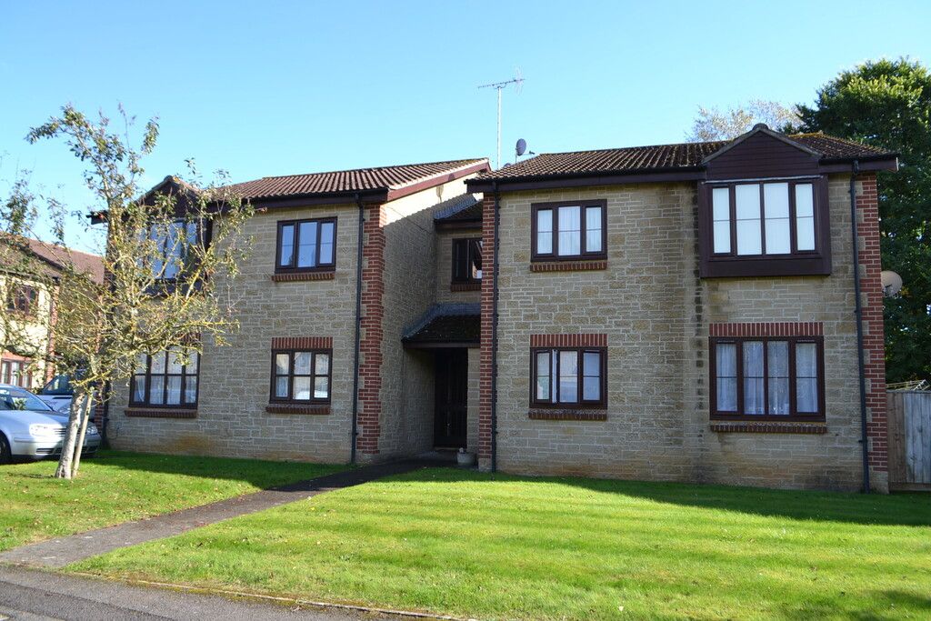 1 bed flat to rent in Houndstone, Yeovil, Somerset BA22, £640 pcm - Zoopla