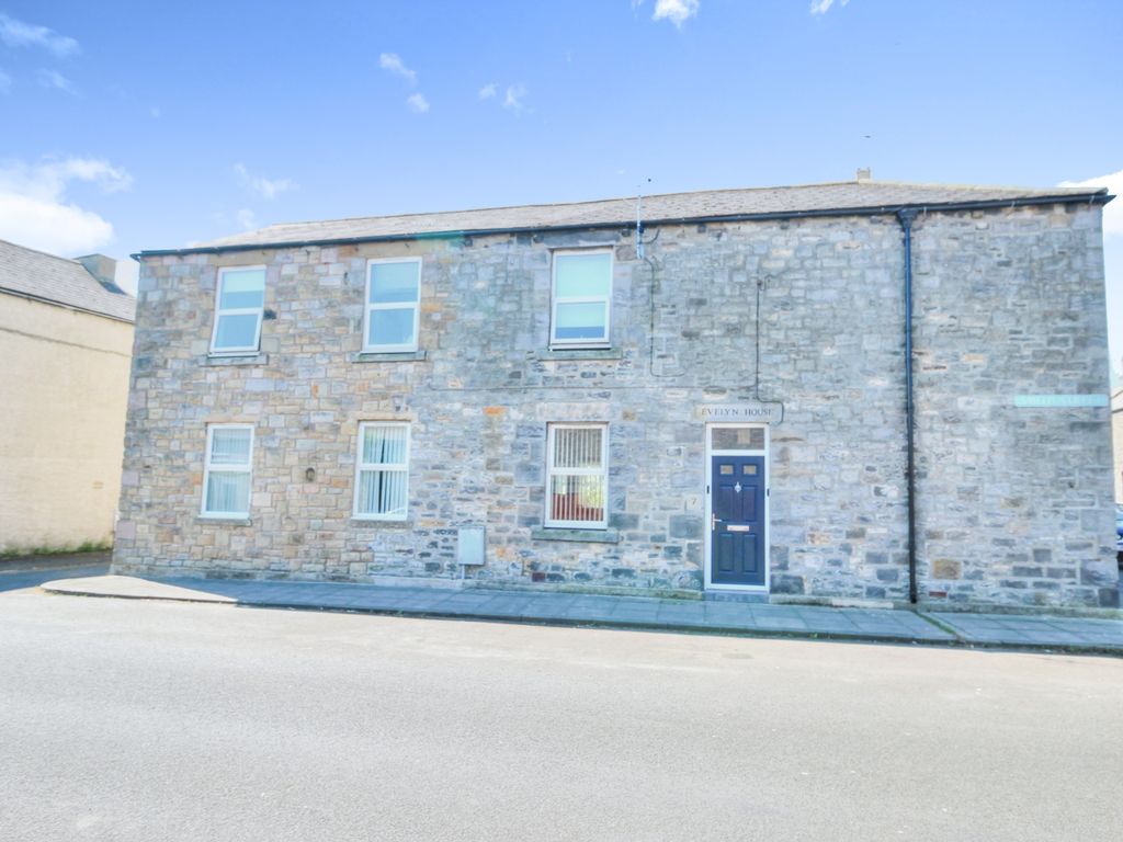 4 bed semidetached house for sale in Smith Street, Amble, Morpeth NE65
