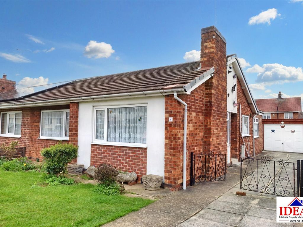 2 bed semidetached bungalow for sale in Kingsley Road, AdwickLe
