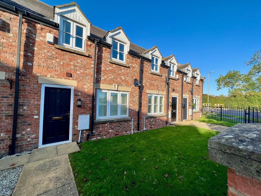 2 bed cottage for sale in Thirsk Road, Kirklevington, Yarm TS15 Zoopla