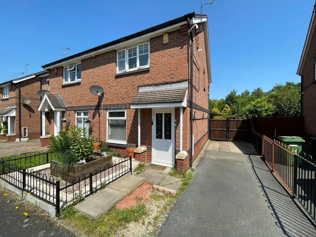 2 bed property to rent in The Chase, Wolverhampton WV6 Zoopla