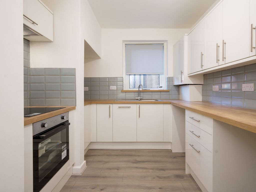 3 bed flat for sale in Portpatrick Road, Old Kilpatrick, Glasgow G60, £