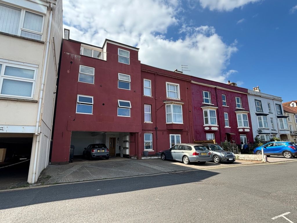 1 bed flat to rent in 15 Marine Parade, Dawlish, Devon EX7, £695 pcm