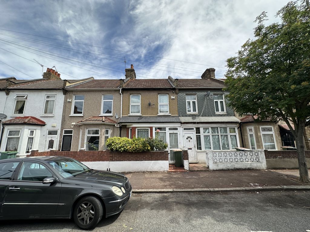 2 bed property for sale in 29 Langton Avenue, East Ham, London E6 Zoopla