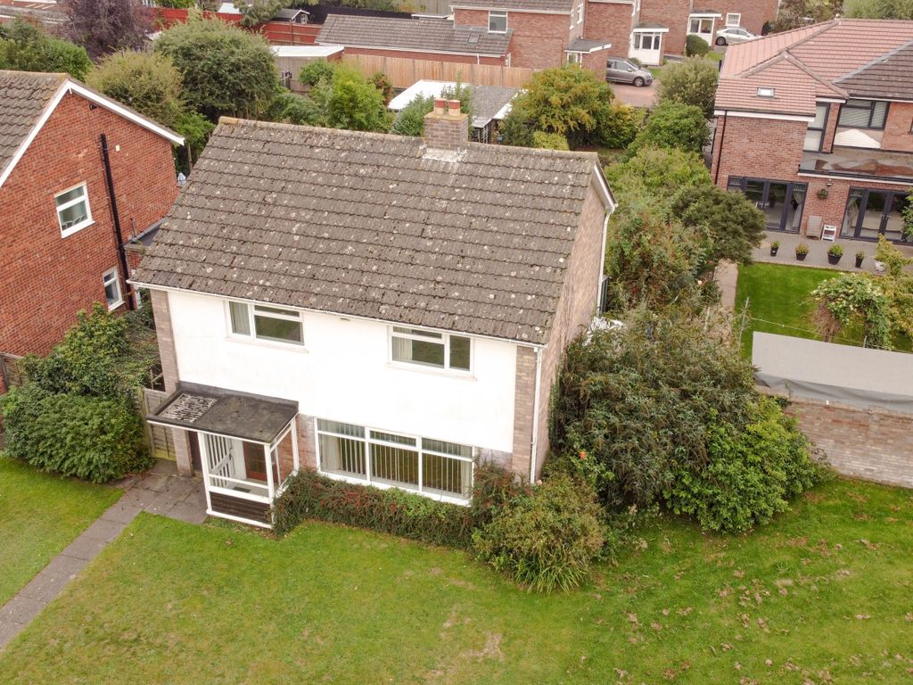 4 bed detached house for sale in Knole Walk, Netherton, Peterborough