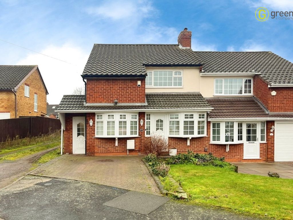 3 bed semidetached house for sale in Ipswich Crescent, Great Barr, Birmingham B42, £285,000