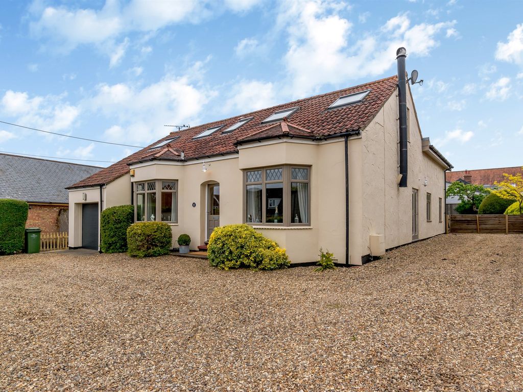 6 bed detached house for sale in School Road, Heacham, King's Lynn PE31