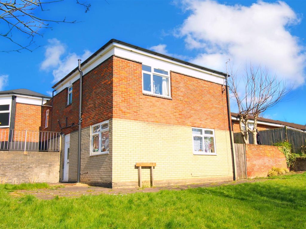 Nash Green, Hemel Hempstead HP3  