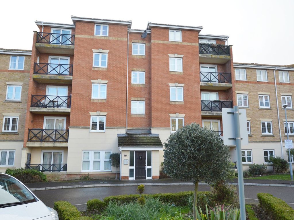 2 bed flat for sale in Retort Close, SouthendOnSea SS1 Zoopla