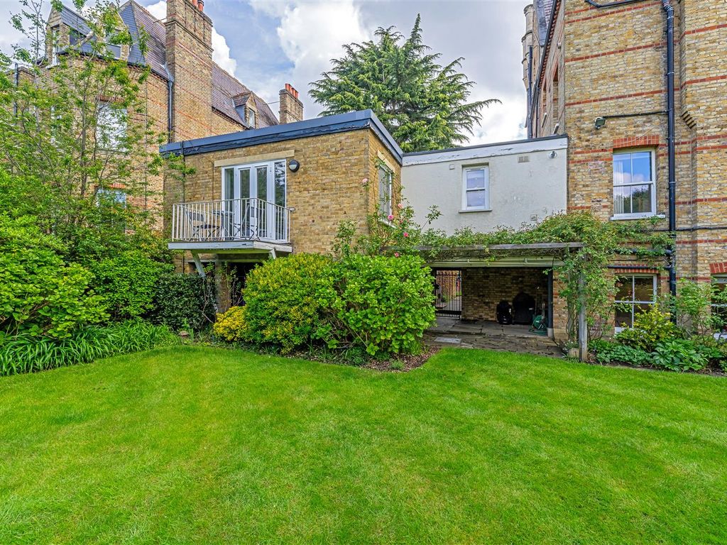 2 bed property for sale in The Lodge, Riverdale Road, East Twickenham TW1, £995,000 Zoopla