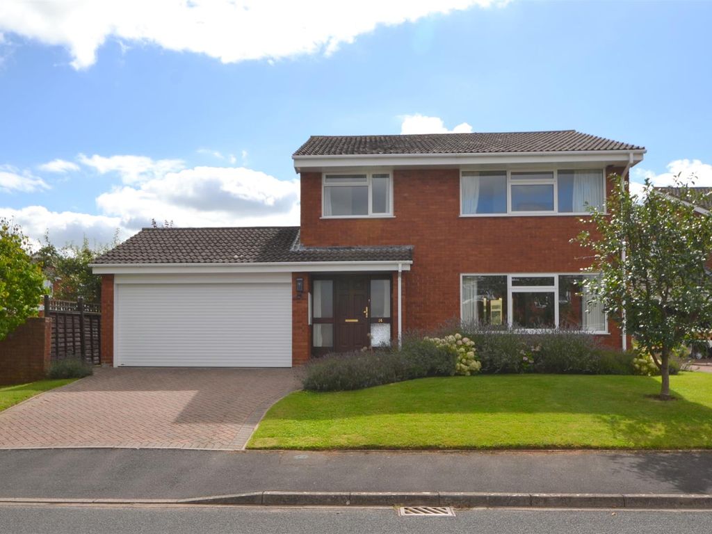 4 bed detached house for sale in Hop Pole Green, Leigh Sinton, Malvern