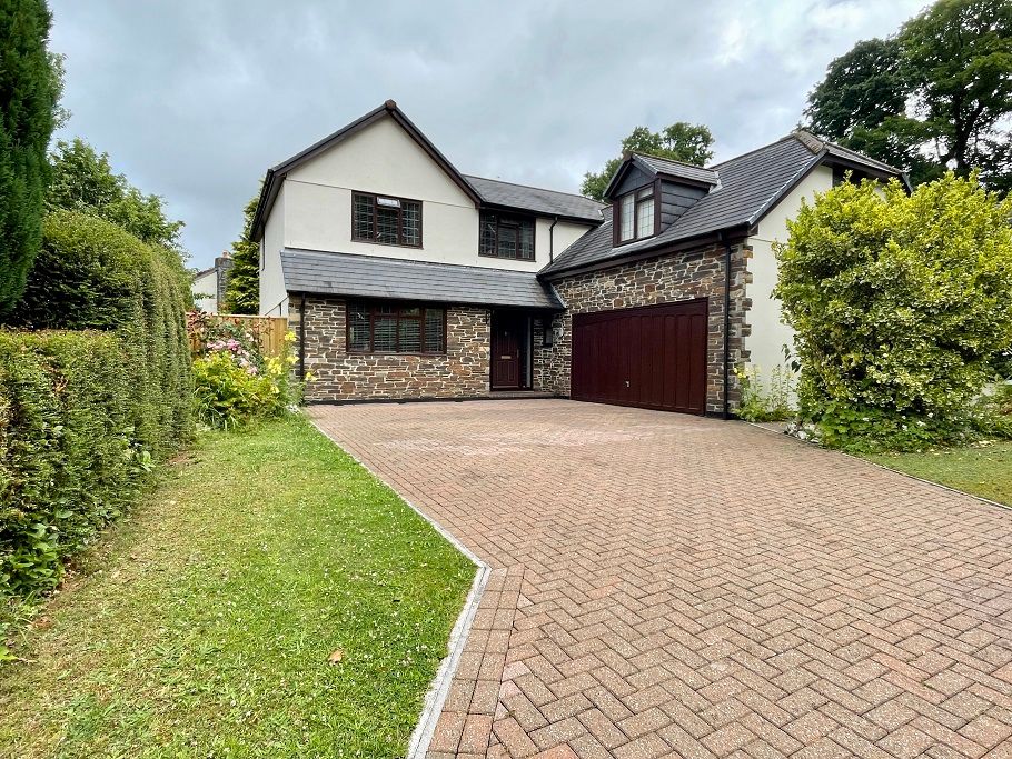 5 bed detached house to rent in Down Road, Tavistock PL19, £1,900 pcm