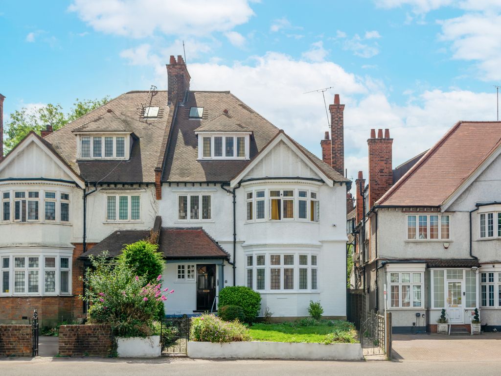 Block of flats for sale in Finchley Road, London NW3, £1,850,000 Zoopla