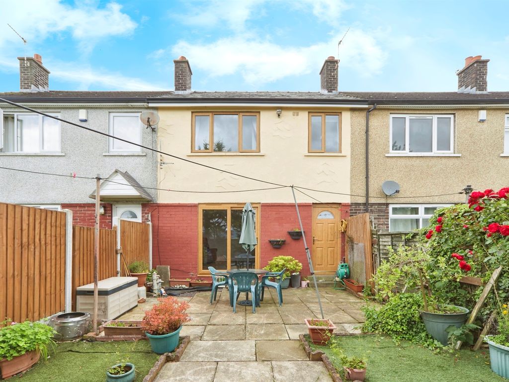 3 bed terraced house for sale in Coronation Way, Keighley BD22, £