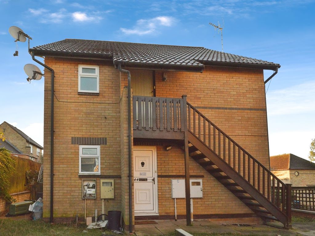 1 bed flat for sale in Gramwell, Shenley Church End, Milton Keynes MK5