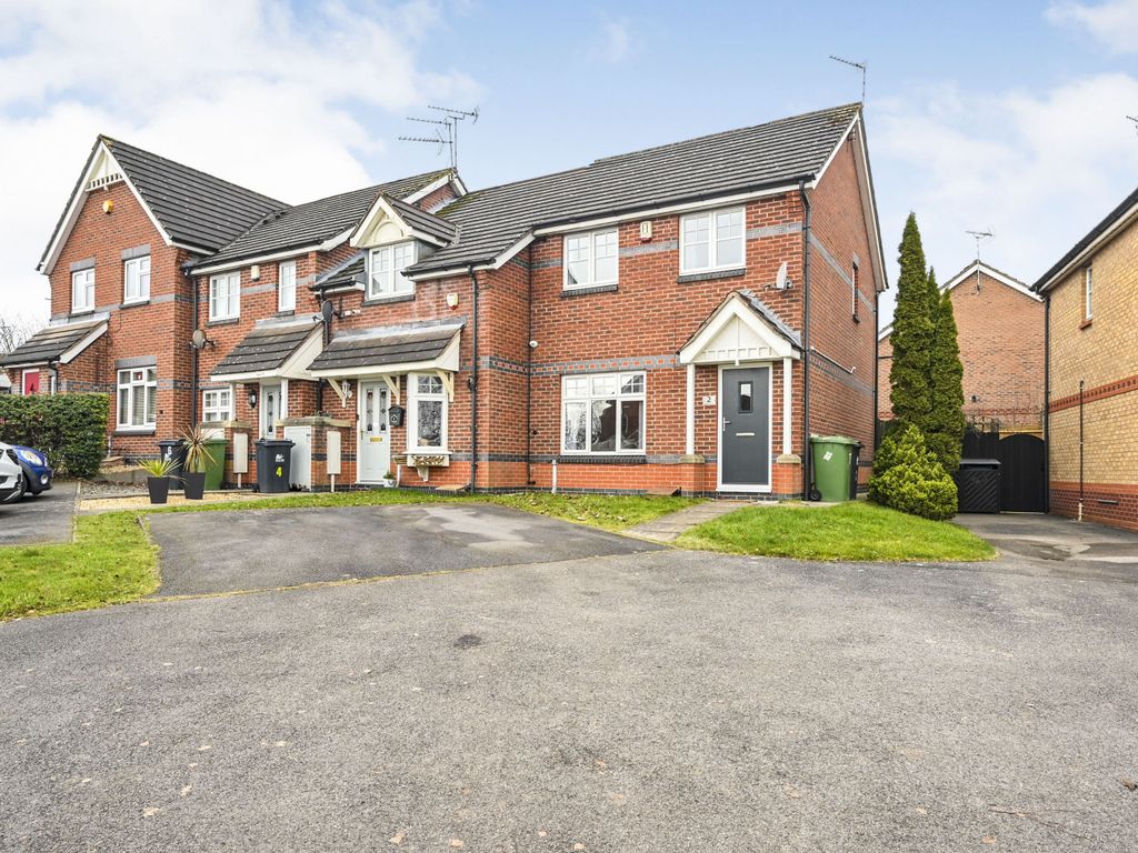 3 bed end terrace house for sale in Meadow Gardens, Heanor, Derbyshire