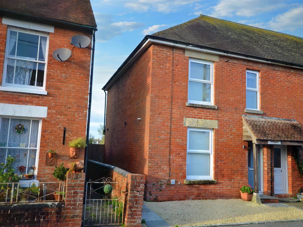 Kings Court Road, Gillingham SP8  