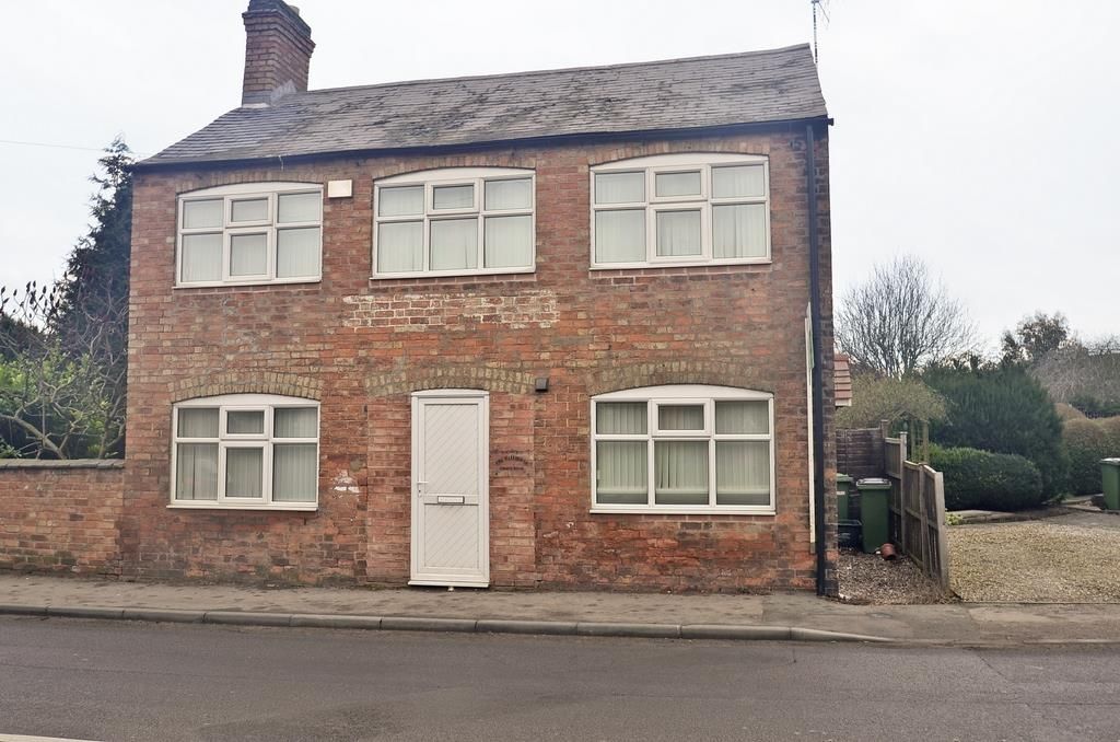 2 bed detached house to rent in Grove Road, Whetstone, Leicestershire LE8 Zoopla