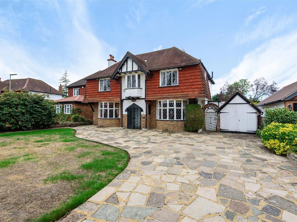 5 bed detached house for sale in The Green, Epsom KT17 Zoopla