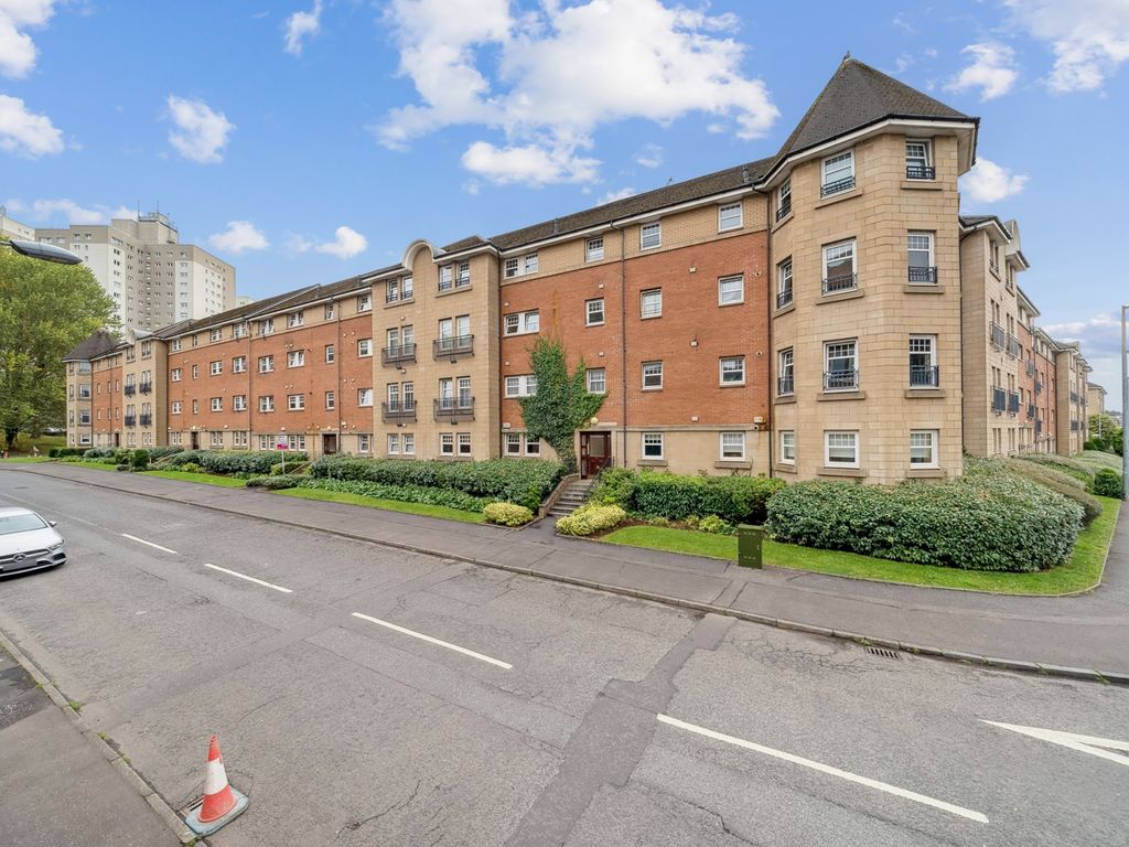2 bed flat for sale in Macdougall Street, Shawlands, Glasgow G43, £169,000 Zoopla