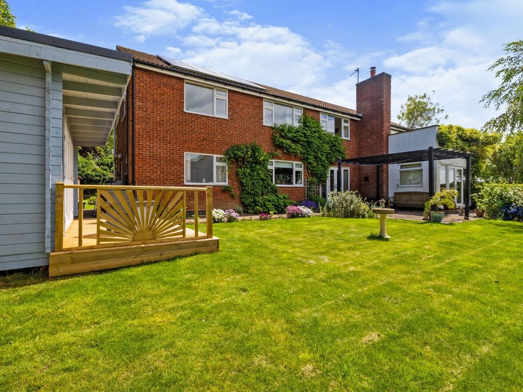 5 bed detached house for sale in Rosehill Close, Saxilby LN1 Zoopla