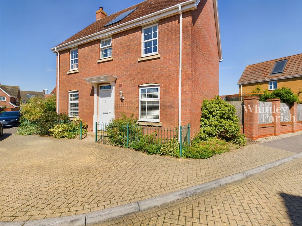 4 bed detached house for sale in Bullfinch Drive, Harleston IP20 Zoopla