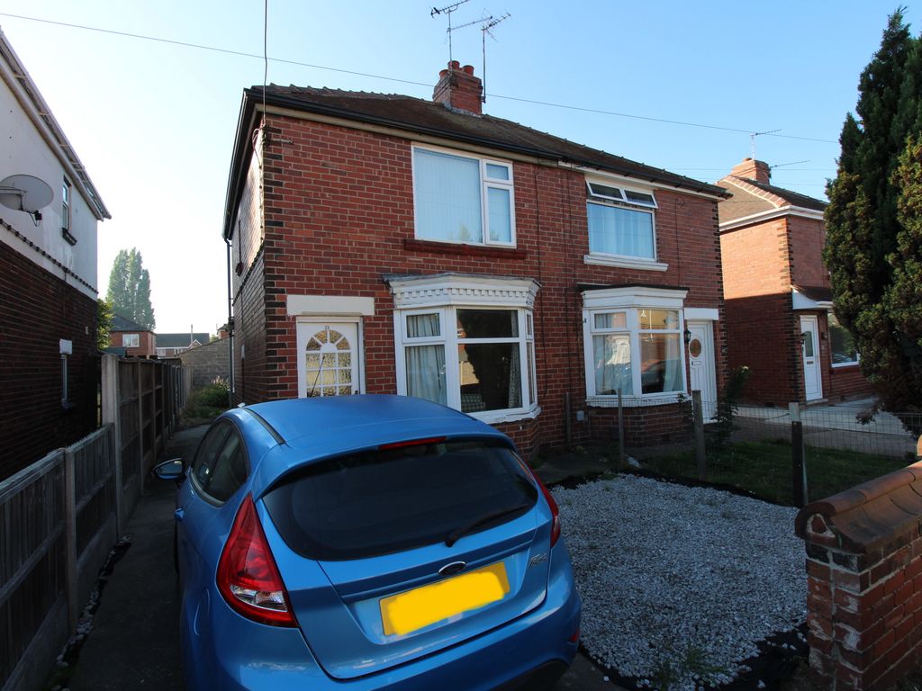 2 bed semidetached house for sale in Shakespeare Avenue, Doncaster DN5