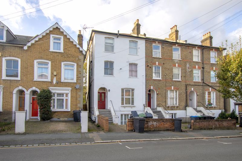 1 bed flat to rent in Elgin Road, Croydon CR0, £1,250 pcm