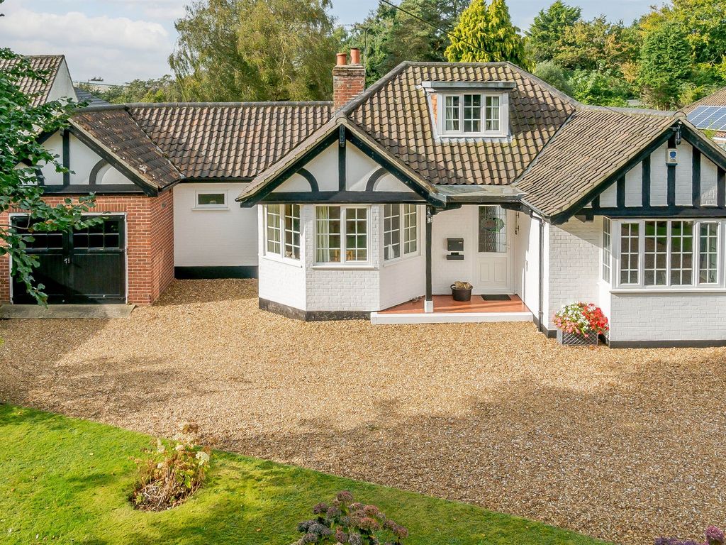 3 bed detached house for sale in Tunstead Road, Hoveton, Norwich NR12