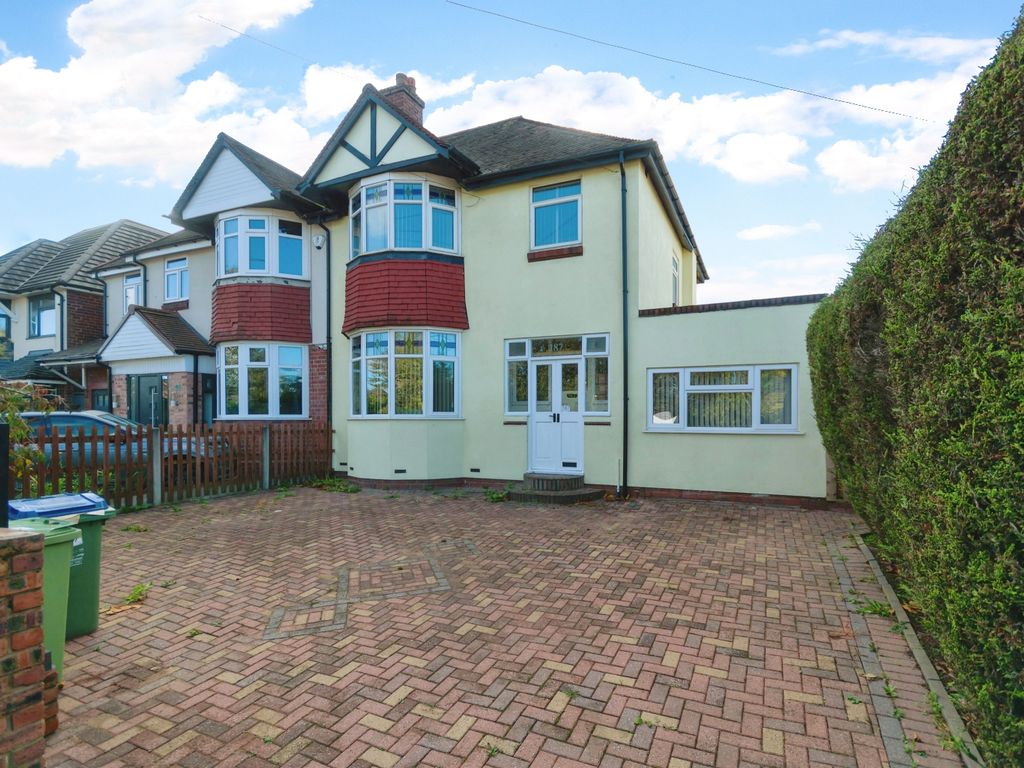 3 bed semidetached house for sale in Wolverhampton Road, Oldbury, West