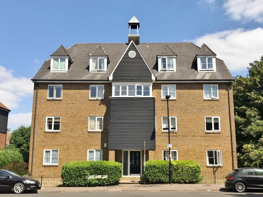 Northumberland Road, Beckton, London E6