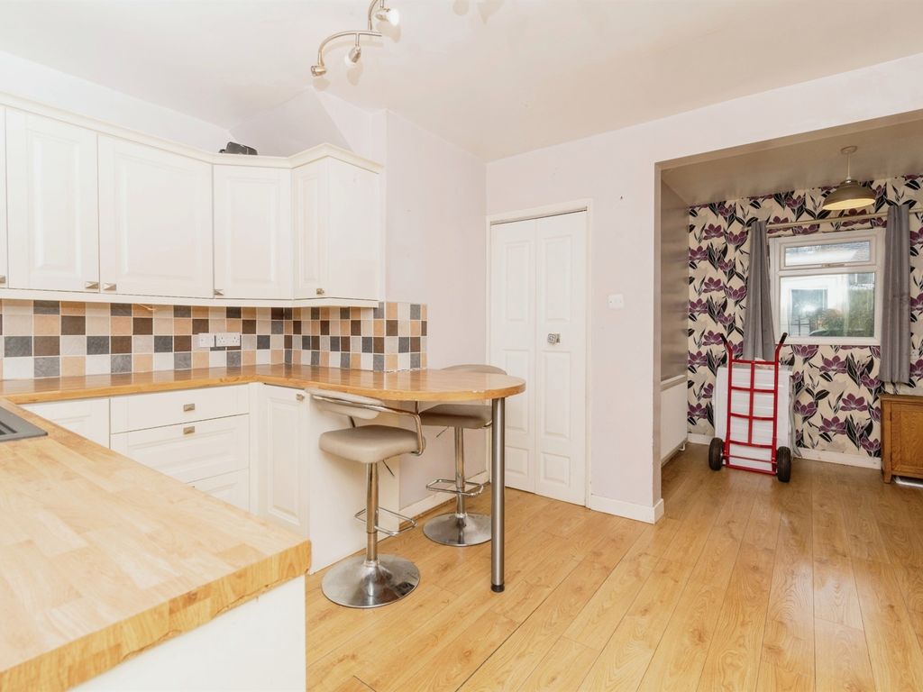 3 bed terraced house for sale in March Cote Lane, Cottingley, Bingley