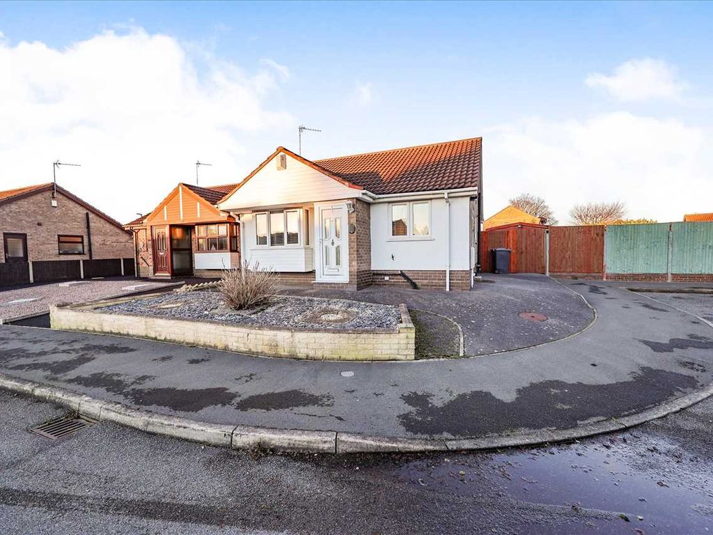 2 bed detached bungalow for sale in Blyton Road, Lincoln LN6 Zoopla